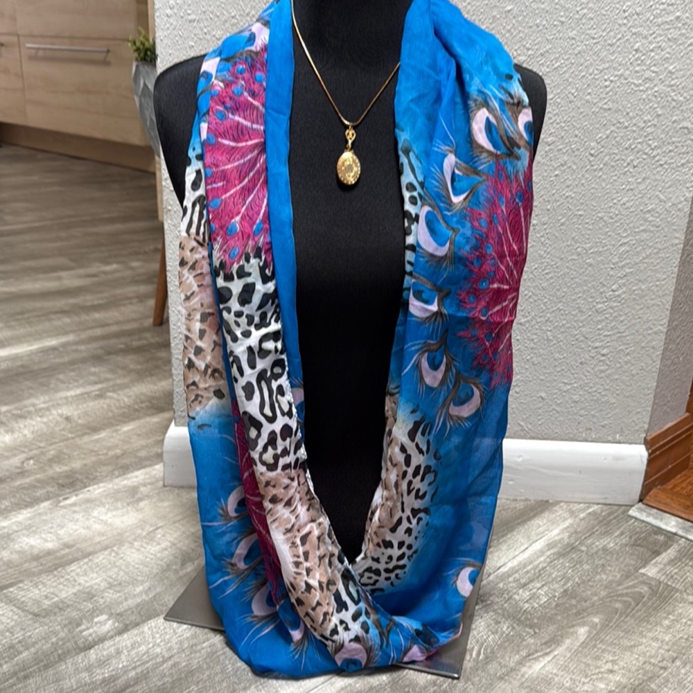 Lavello Chiffon Over The Head Peacock Print Scarf